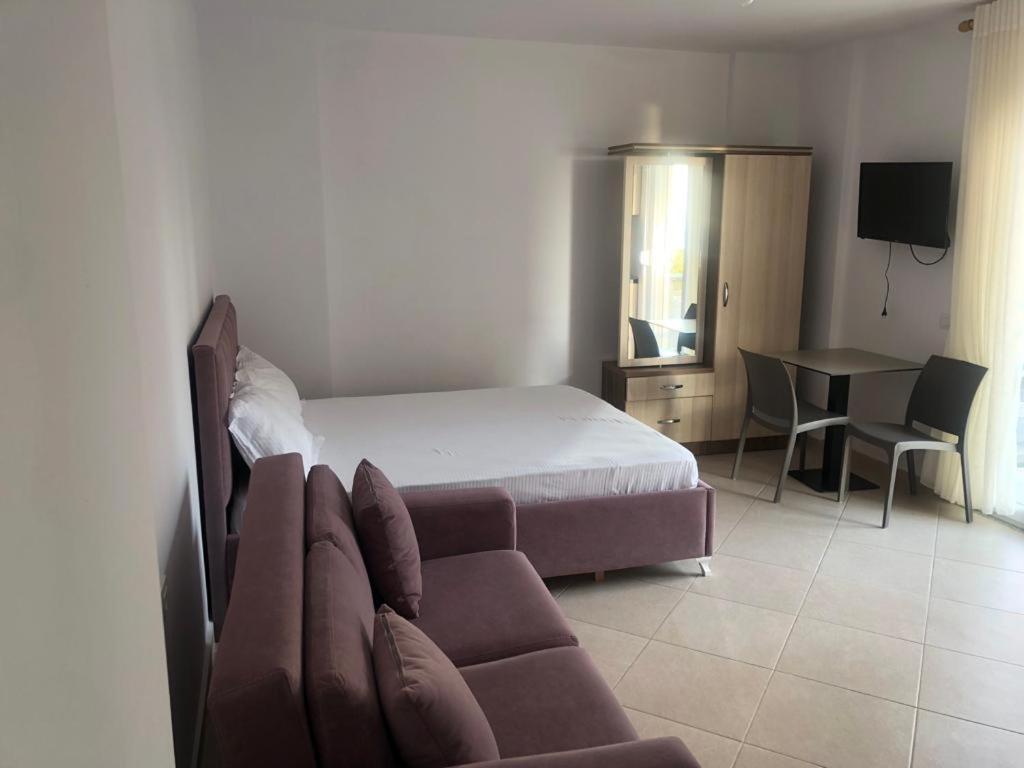 Hotel Mario, Shëngjin Zewnętrze zdjęcie